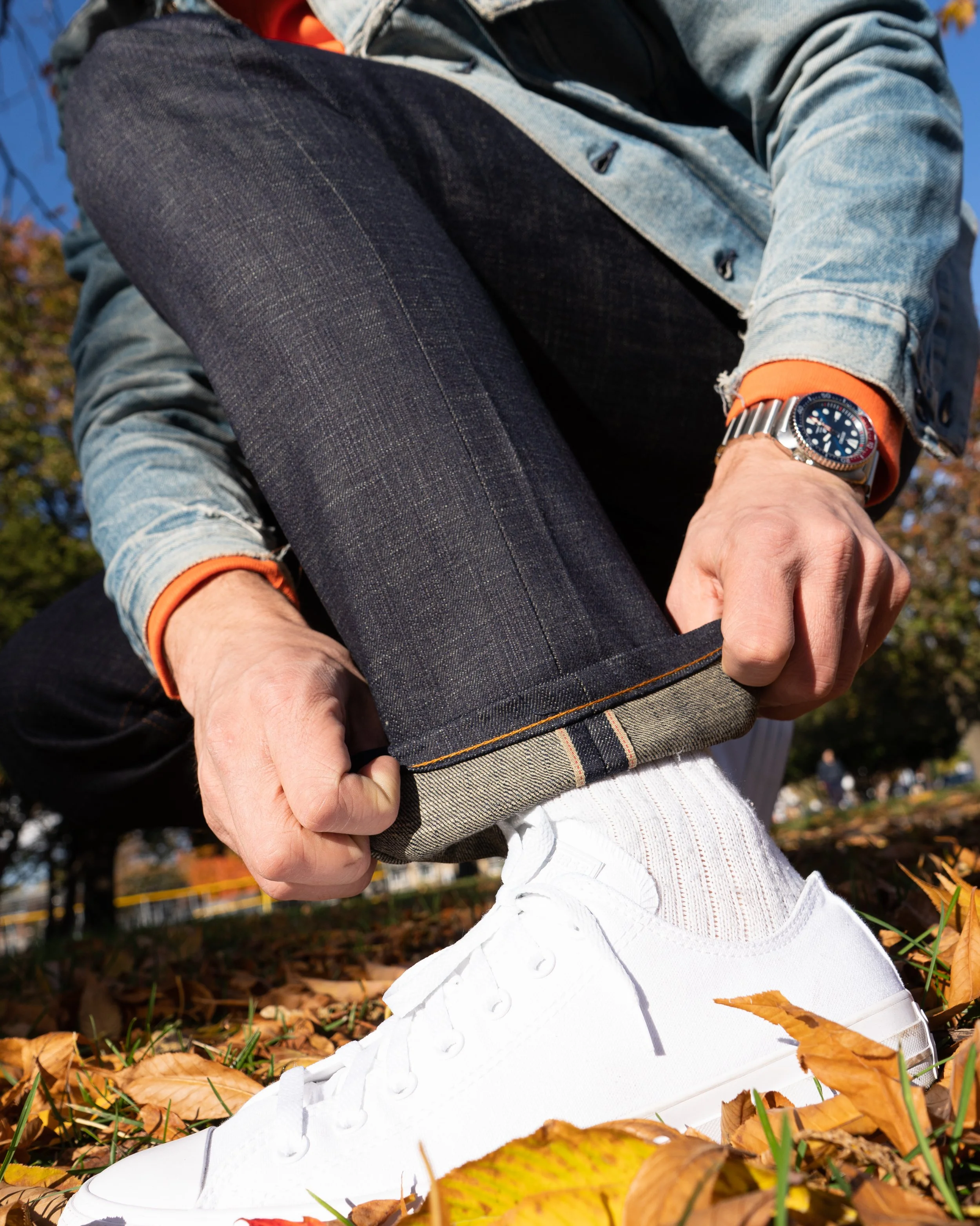 Slub stretch selvedge with online beige weft